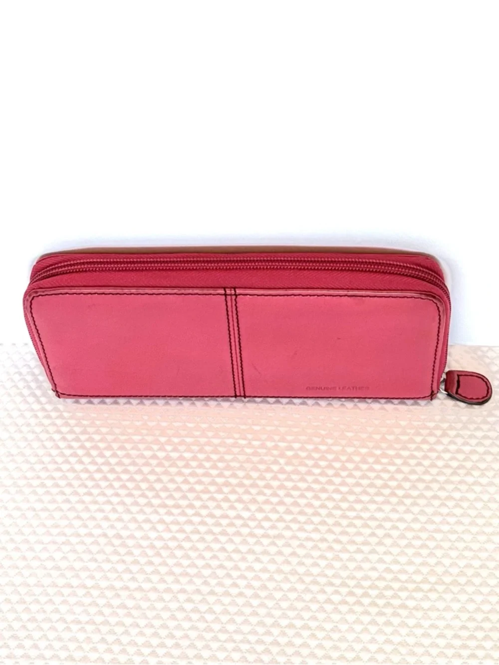 Etienne Aigner Hot‎ Pink Zip-Around Leather Wallet Perfect Size